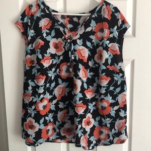 Sleeveless blouse